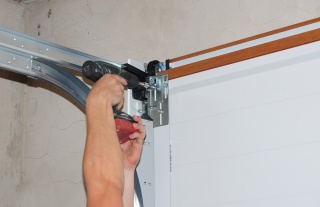 Why Hire Garage Door Repair Professionals | Ingstrup Blog